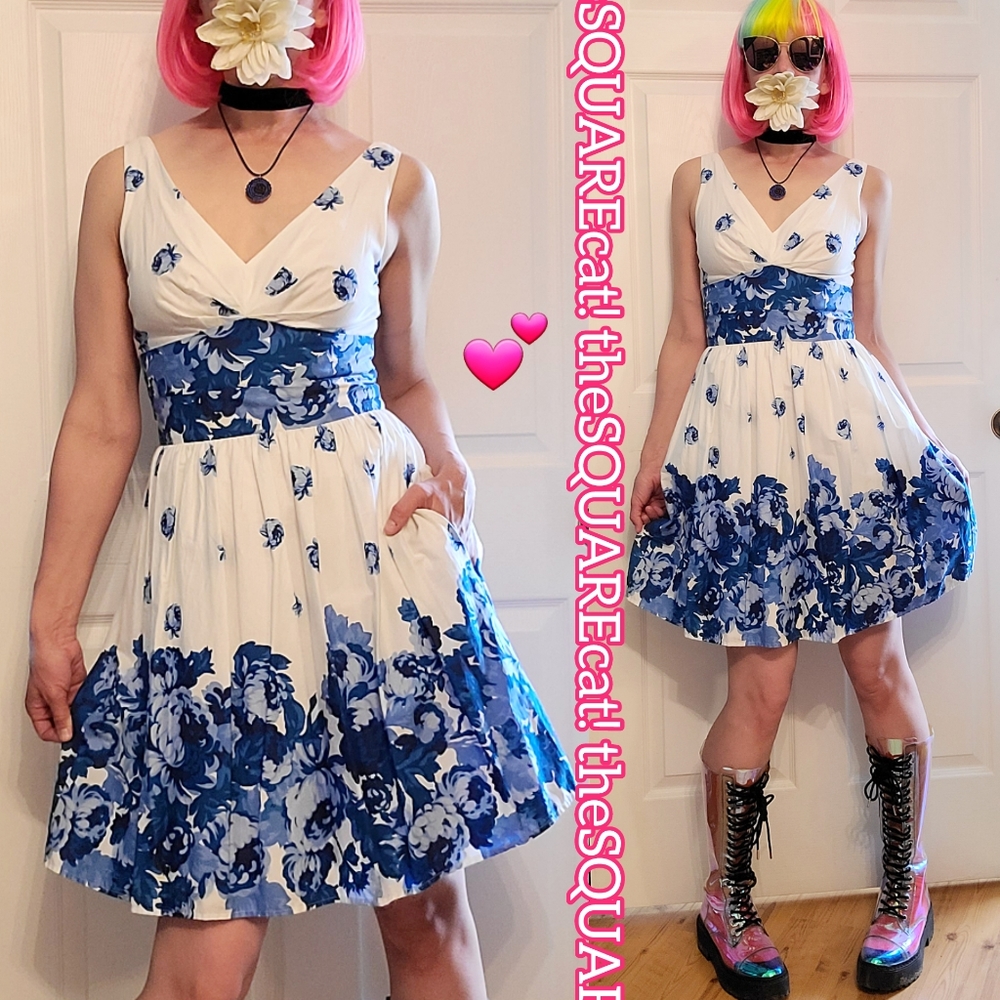 Betsey Johnson 🌹 vintage blue rose garden 2 POCKETS fit & flare pin-up Sundress